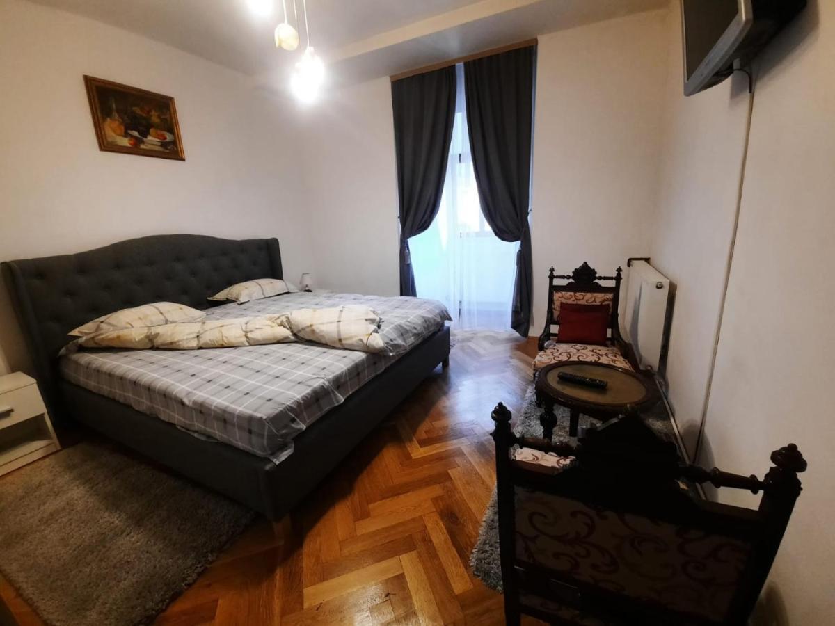 Republicii Apartment บราชอฟ ภายนอก รูปภาพ